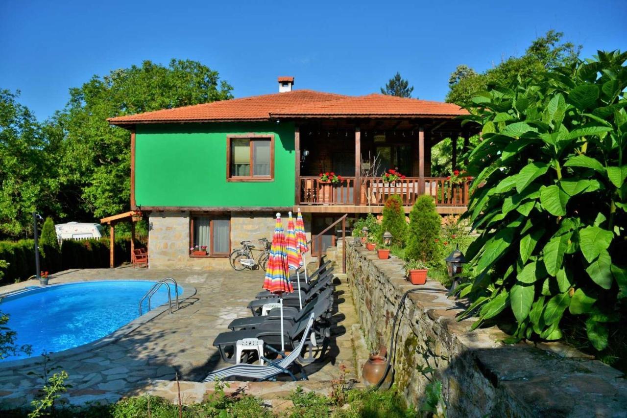 Къща край реката/ House by the river Vetrintsi Экстерьер фото